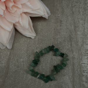 Grünes Steinperlen-Armband