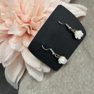 Rosen  Ohrringe in weiß / Silber